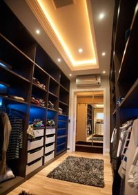 Большая открытая гардеробная комната с комбинированным наполнением Могилёв